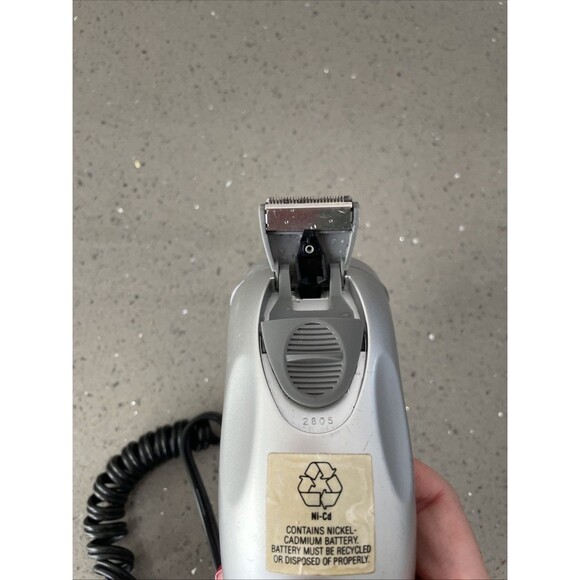 Remington Titanium R-950 Electric Razor Shaver W/ Cord tested - Picture 8 of 11